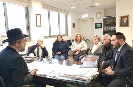 הרה"ג דוד לאו שליט"א הרב הראשי לישראל אירח את "בוני עולם" ומנהלי מעבדות הIVF